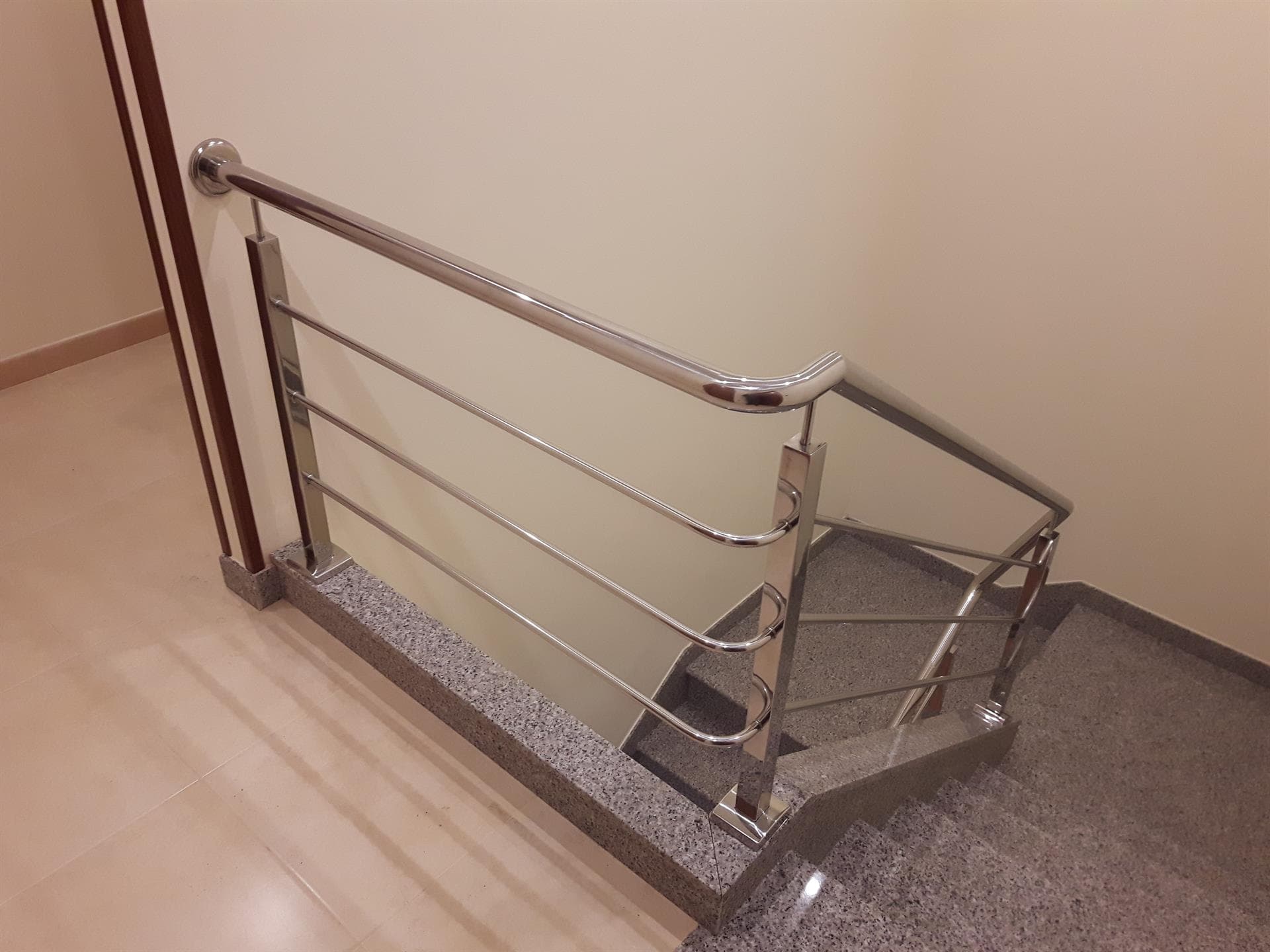 Nuestros diseños de escaleras y barandillas
