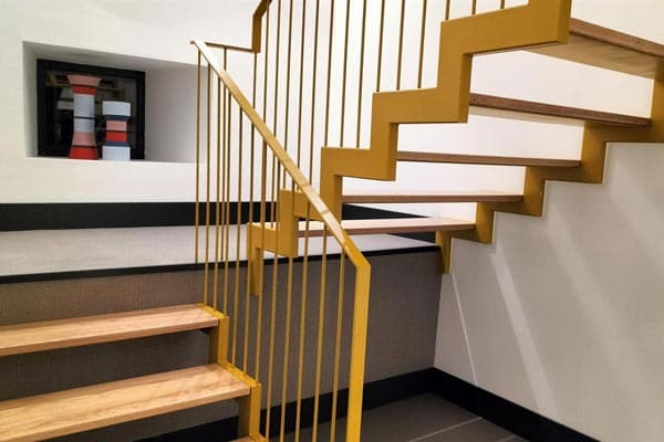 Escaleras y barandillas