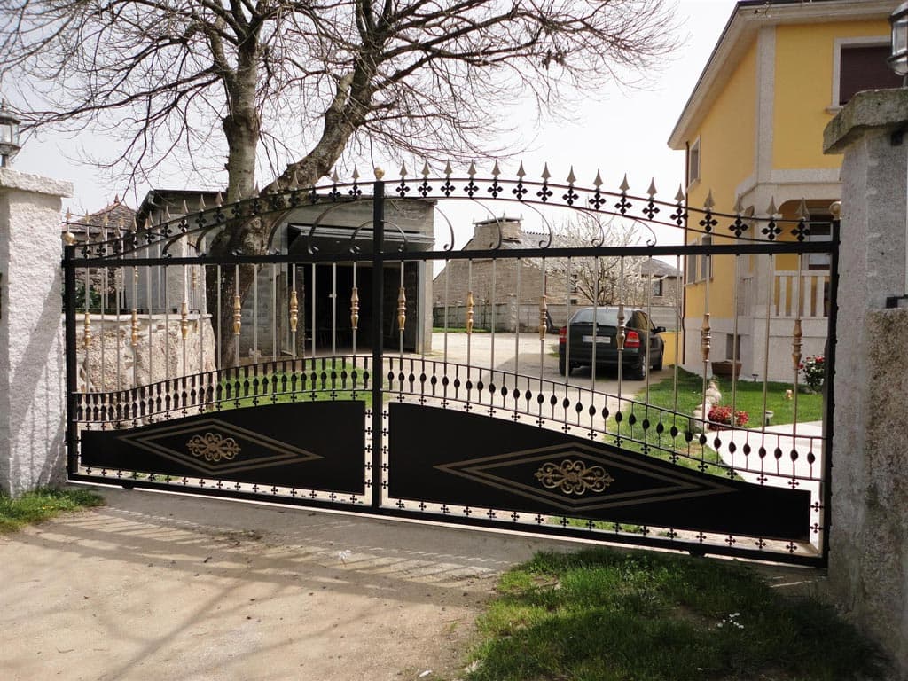 Más de nuestros cierres en Outeiro de Rei