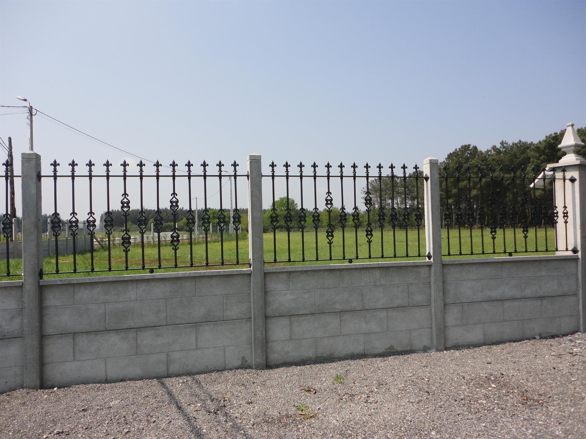 Más de nuestros cierres en Outeiro de Rei